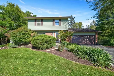 5125 Colorado Ave, Sheffield, OH 44054