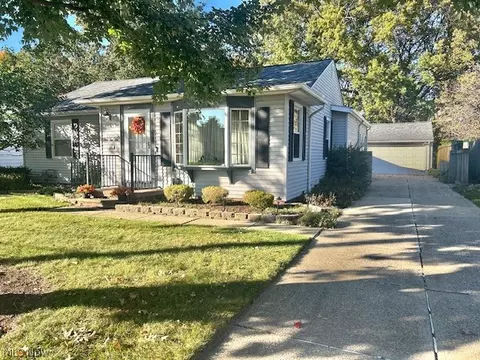 11010 Fairlawn Dr, Parma, OH 44130