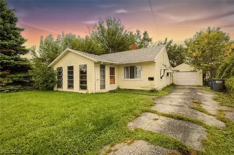 3444 146th St, Toledo, OH 43611