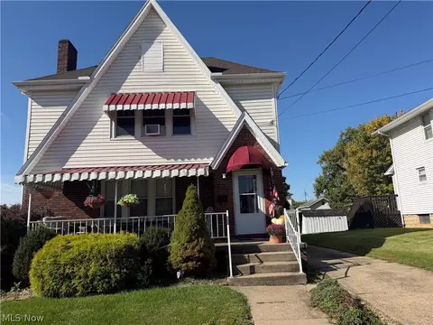 613 Eastlawn Ave, Parkersburg, WV 26101