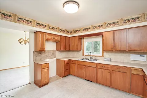 Kitchen - 2620 Appletree Rd, Copley, OH 44321 photo 2 of 2