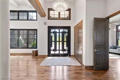 Entry Way - 2528 Baum St SE, Canton, OH 44707 photo 1 of 4