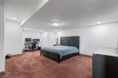 Bedroom - 2528 Baum St SE, Canton, OH 44707 photo 5 of 8