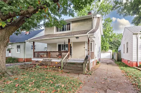 3854 Brookside Blvd, Cleveland, OH 44111
