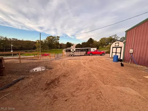 Exterior - tbd Daybreak Ln, Chester, WV 26034 photo 3 of 13
