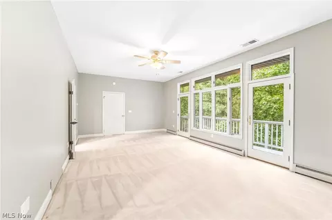 Bedroom - 29437 Eddy Rd, Willoughby Hills, OH 44092 photo 4 of 11