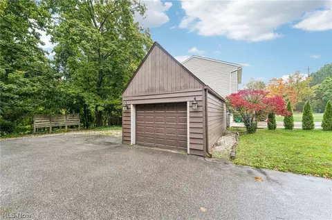 Exterior - 29437 Eddy Rd, Willoughby Hills, OH 44092 photo 7 of 7