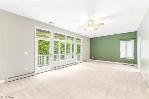 Living - 29437 Eddy Rd, Willoughby Hills, OH 44092 photo 7 of 8