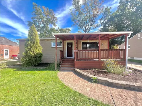 5987 Porter Rd, North Olmsted, OH 44070