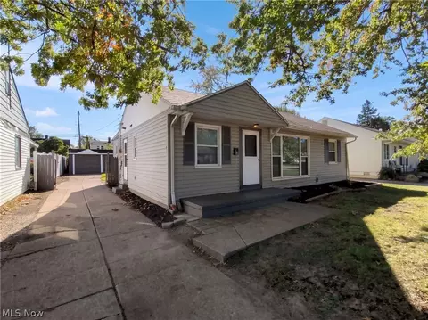 13807 Elsetta Ave, Cleveland, OH 44135