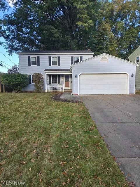 1083 Hillrock Dr, South Euclid, OH 44121