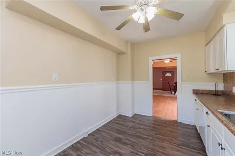Entry Way - 1521 Campbell St, Sandusky, OH 44870 photo 5 of 10
