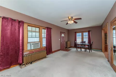 Living - 1521 Campbell St, Sandusky, OH 44870 photo 9 of 9