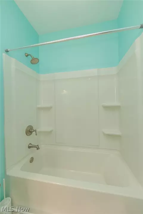 Bath - 1521 Campbell St, Sandusky, OH 44870 photo 2 of 2