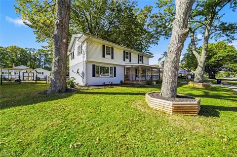 Exterior - 1209 Union Ave, Ashtabula, OH 44004 photo 2 of 11