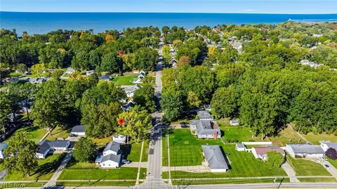 View/Area - 1209 Union Ave, Ashtabula, OH 44004 photo 2 of 4