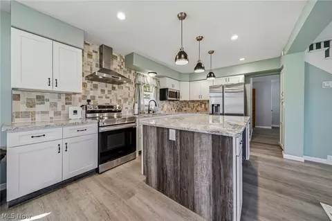 Kitchen - 1209 Union Ave, Ashtabula, OH 44004 photo 1 of 2