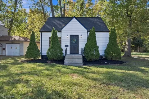 3894 Clague Rd, North Olmsted, OH 44070