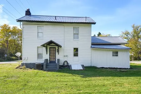 5013 King Graves Rd, Vienna, OH 44473