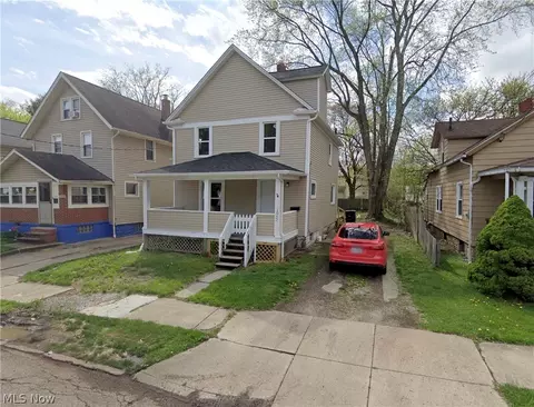 1062 Big Falls Ave, Akron, OH 44310