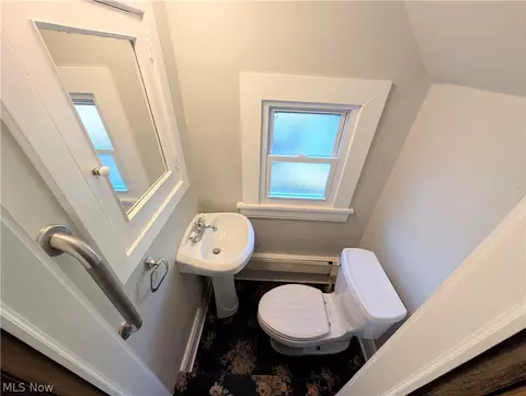 Bath - 29 11th St NE, Massillon, OH 44646 photo 2 of 2