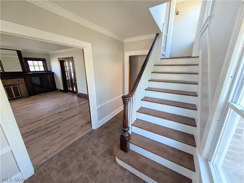 Entry Way - 29 11th St NE, Massillon, OH 44646 photo 1 of 6