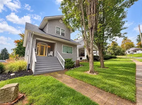 2154 Norwood Blvd, Zanesville, OH 43701