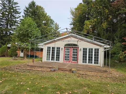 Exterior - 10057 Thwing Rd, Chardon, OH 44024 photo 8 of 19