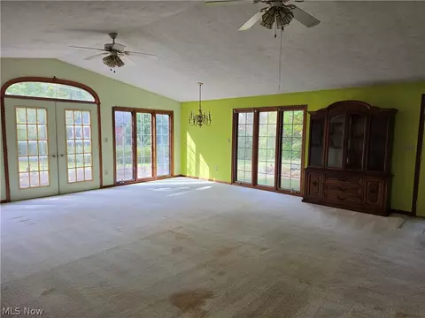 Living - 10057 Thwing Rd, Chardon, OH 44024 photo 1 of 5