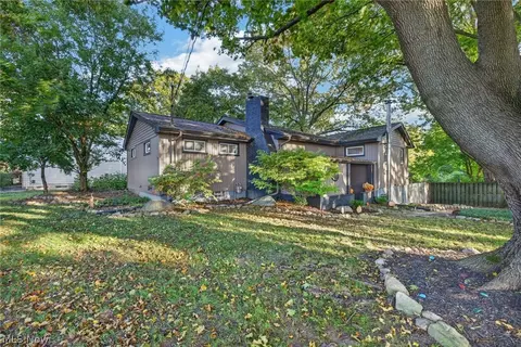 38565 Sugar Ridge Rd, North Ridgeville, OH 44039