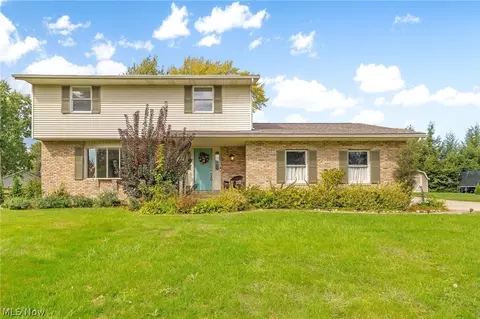 5491 Limerick Ave NW, North Canton, OH 44720