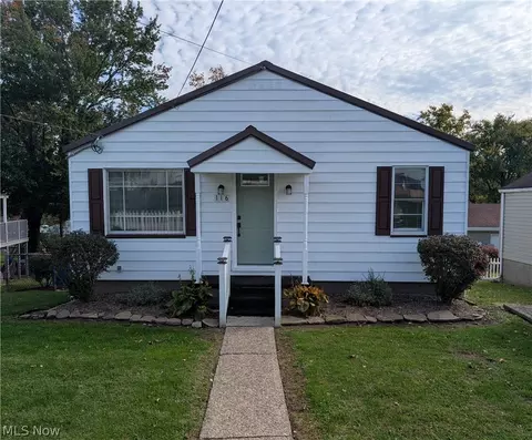 116 S Surry Rd, East Liverpool, OH 43920