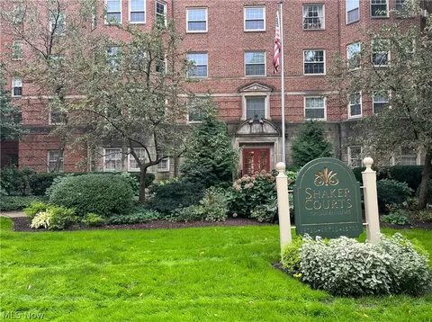 13710 Shaker Blvd #706, Cleveland, OH 44120