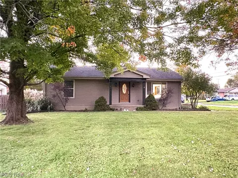 4532 Deopham Green Dr, Austintown, OH 44515