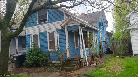 6628 Charter Ave, Cleveland, OH 44127
