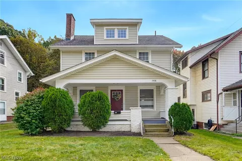 1438 34th St NW, Canton, OH 44709