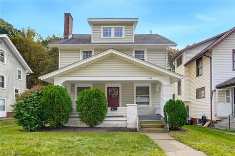1438 34th St NW, Canton, OH 44709