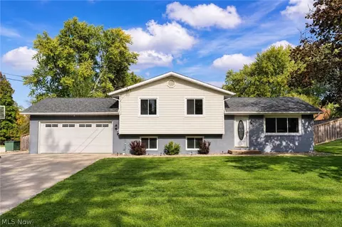 427 Brian Dr, Tallmadge, OH 44278