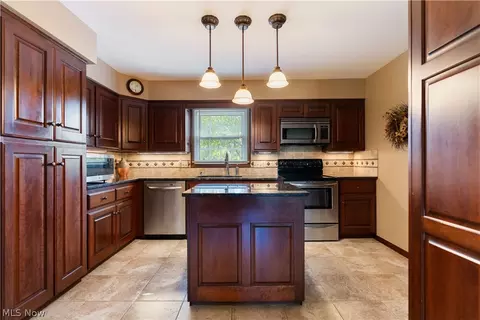 Kitchen - 135 E Case Dr, Hudson, OH 44236 photo 1 of 3