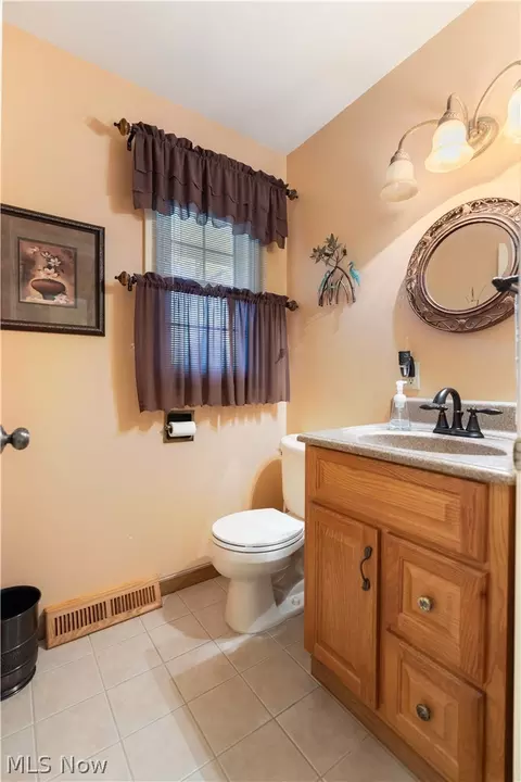 Bath - 135 E Case Dr, Hudson, OH 44236 photo 1 of 5