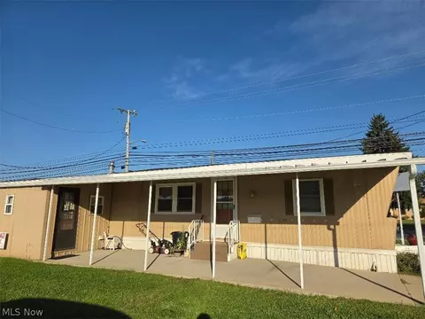 701 N Main St #30, Wellington, OH 44090