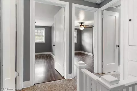 Entry Way - 176 Clifton Dr, Boardman, OH 44512 photo 2 of 2