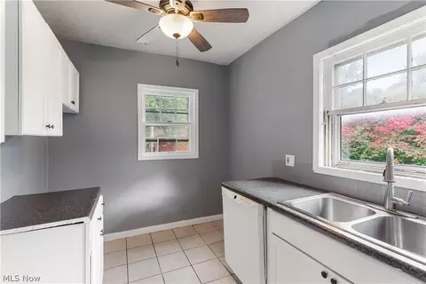 Kitchen - 176 Clifton Dr, Boardman, OH 44512 photo 1 of 1