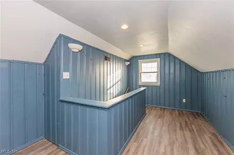 Entry Way - 2449 E 38th St, Lorain, OH 44055 photo 2 of 4