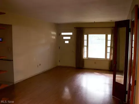 Living - 1787 Bathgate Ave, Madison, OH 44057 photo 3 of 3