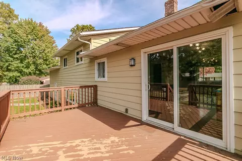 Exterior - 6180 Thunderbird Dr, Mentor, OH 44060 photo 6 of 9