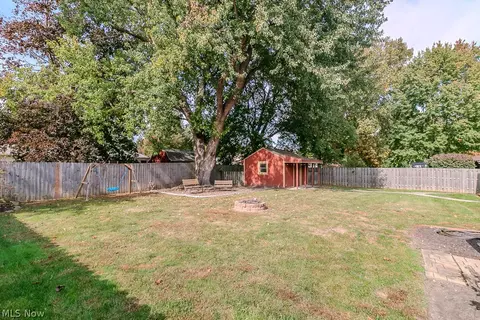 Exterior - 6180 Thunderbird Dr, Mentor, OH 44060 photo 9 of 9