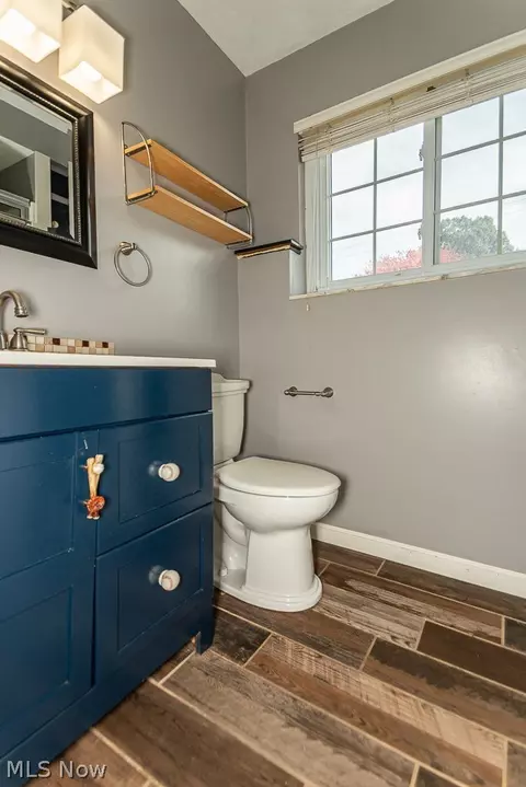 Bath - 6180 Thunderbird Dr, Mentor, OH 44060 photo 4 of 4