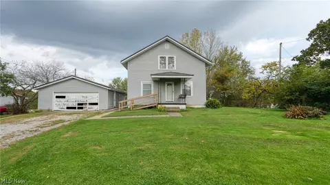 1870 Friendship Dr, New Concord, OH 43762