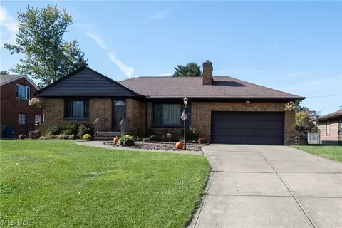 6446 Big Creek Pkwy, Parma Heights, OH 44130